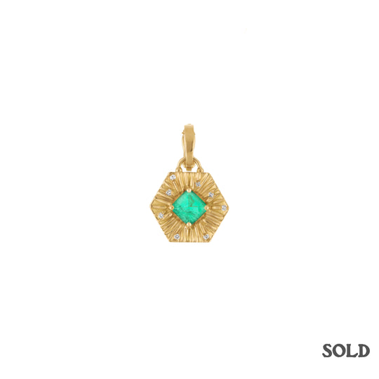 Burst Pendant — Emerald Sugarloaf